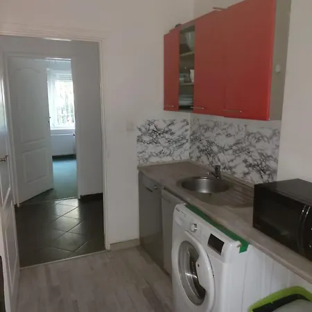 Wawer Hom Jelenia 4 A Wawer Auberge de jeunesse