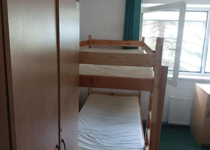 Wawer Hom Jelenia 4 a Wawer Hostel Warszawa